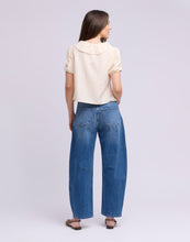 Load image into Gallery viewer, Yoga Jeans - Malia Relaxed Barrel Emmanuelle