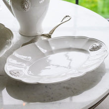 Load image into Gallery viewer, Arte Italica - Leone Oval Scalloped Platter