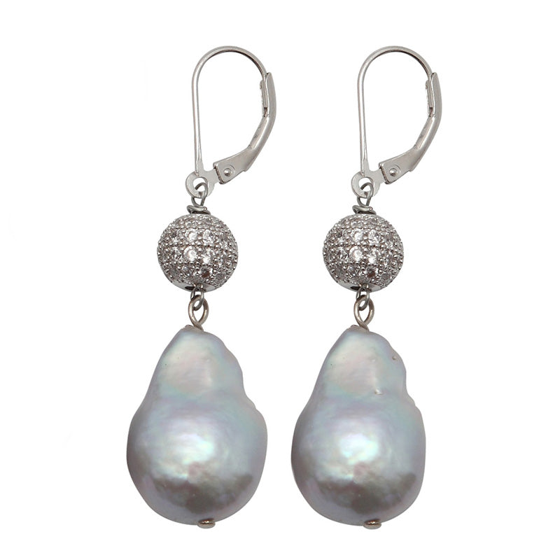 Girl with a Pearl Wild Pearl Deluxe Drop Earring