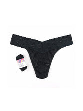 Load image into Gallery viewer, Hanky Panky Signature Lace Thong