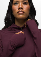Load image into Gallery viewer, Prana - Ice Flow Half Zip
