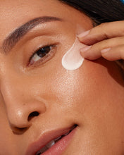 Load image into Gallery viewer, Coola Dew Good Illuminating Serum SPF30
