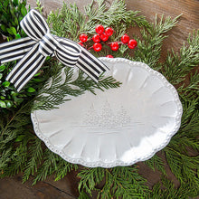 Load image into Gallery viewer, Arte Italica - Bella Natalie Beaded Oval Platter
