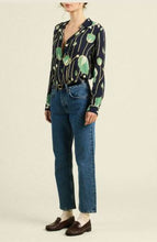 Load image into Gallery viewer, Birds of Paradis - Jacquelin Shirt Jade Tulip
