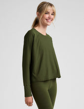 Load image into Gallery viewer, Beyond Yoga - Daydreamer - Assorted Colors
