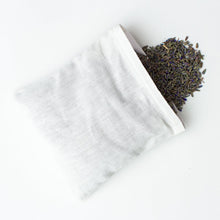 Load image into Gallery viewer, Henry Handwork - Bees Linen Sachet Lavender-Filled
