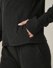 Load image into Gallery viewer, Beyond Yoga - Spacedye High Energy Hoodie
