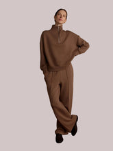 Load image into Gallery viewer, Varley - The Wide Leg Pant 30" - Golden Bronze

