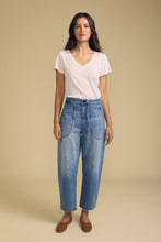 Load image into Gallery viewer, Velvet - Esmeralda Jean
