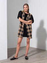 Load image into Gallery viewer, Sanctuary Carlyle Long Plaid Vest
