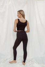 Load image into Gallery viewer, Strut This Aubrey Legging

