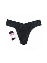 Load image into Gallery viewer, Hanky Panky Signature Lace Thong
