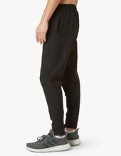 Load image into Gallery viewer, Beyond Yoga Freefit Easy Jogger-Darkest Night
