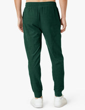 Load image into Gallery viewer, Beyond Yoga Freefit Easy Jogger-Forest Green
