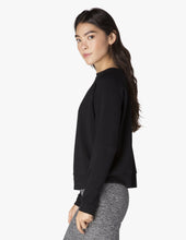 Load image into Gallery viewer, Beyond Yoga Favorite Pullover
